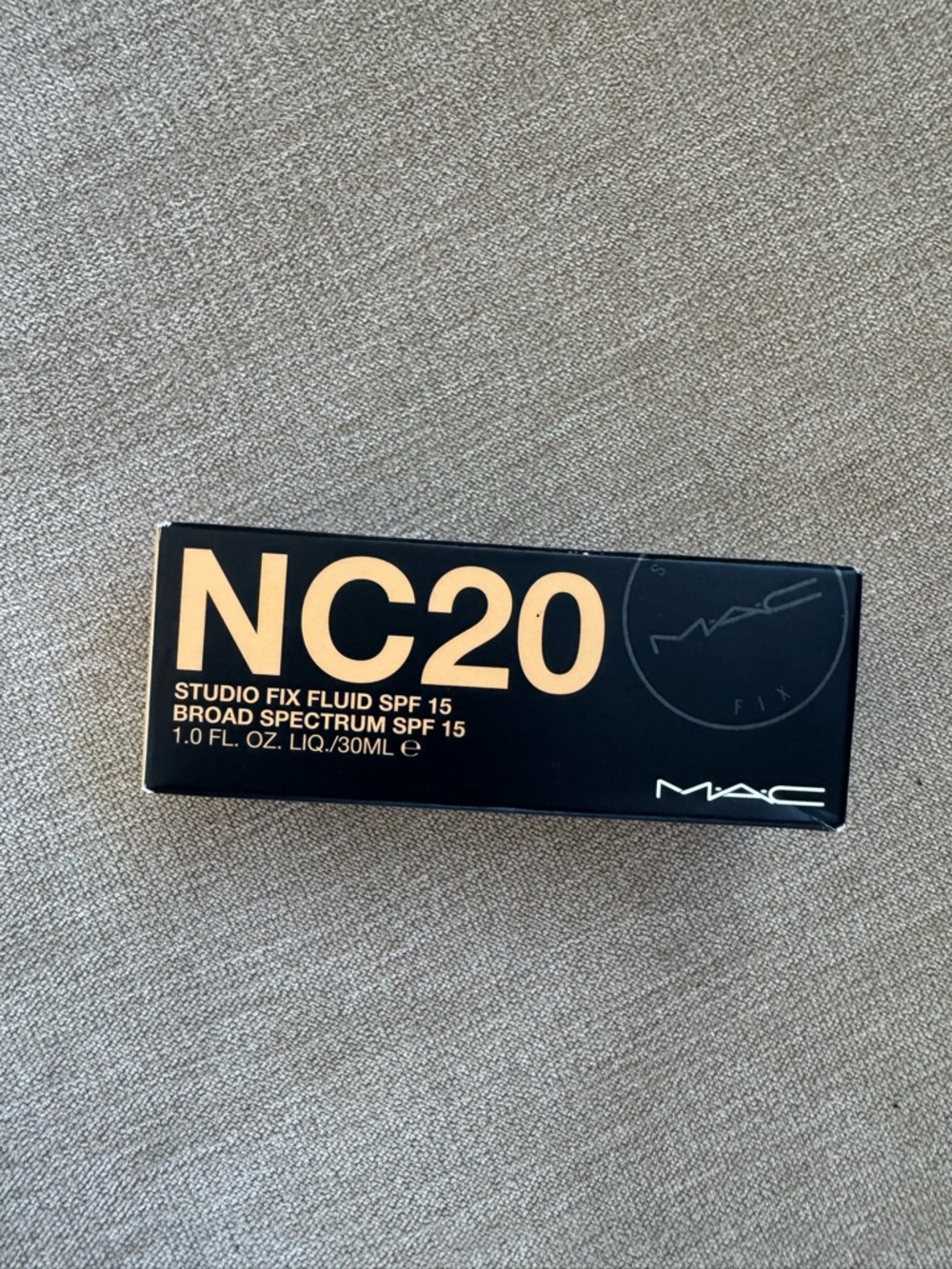 MAC Studio Fix Fluid Foundation NC20 SPF 15 Open Box Unused